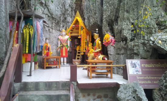 Khao Nang Panthurat Forest Park